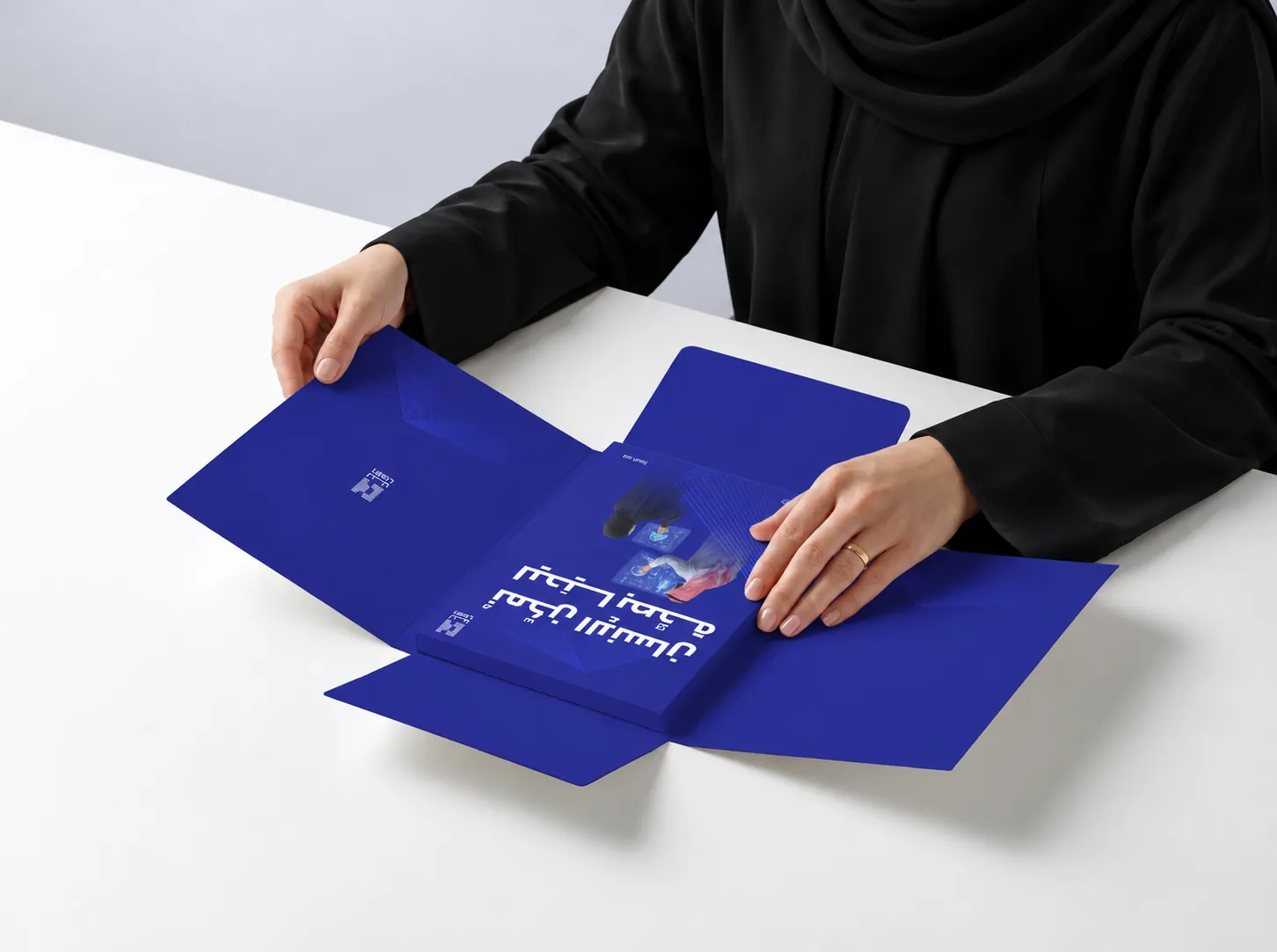 علبة الإهداء